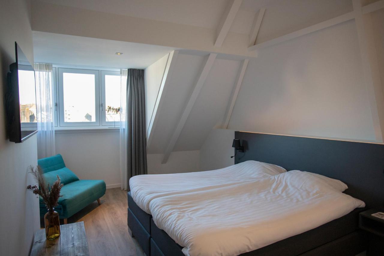Hotel Tholen Exterior photo