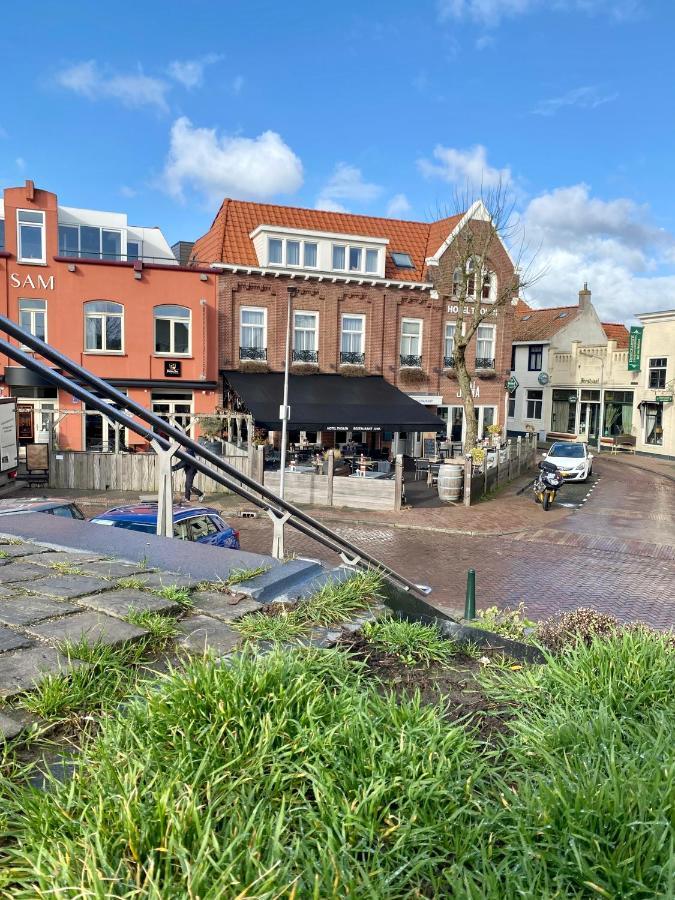 Hotel Tholen Exterior photo